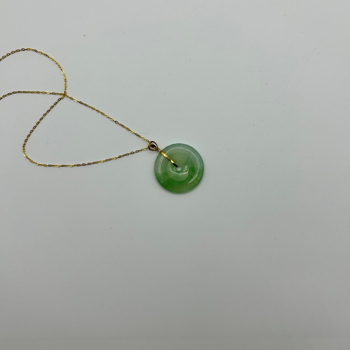 Jade Pingankou 翡翠平安扣(Green)