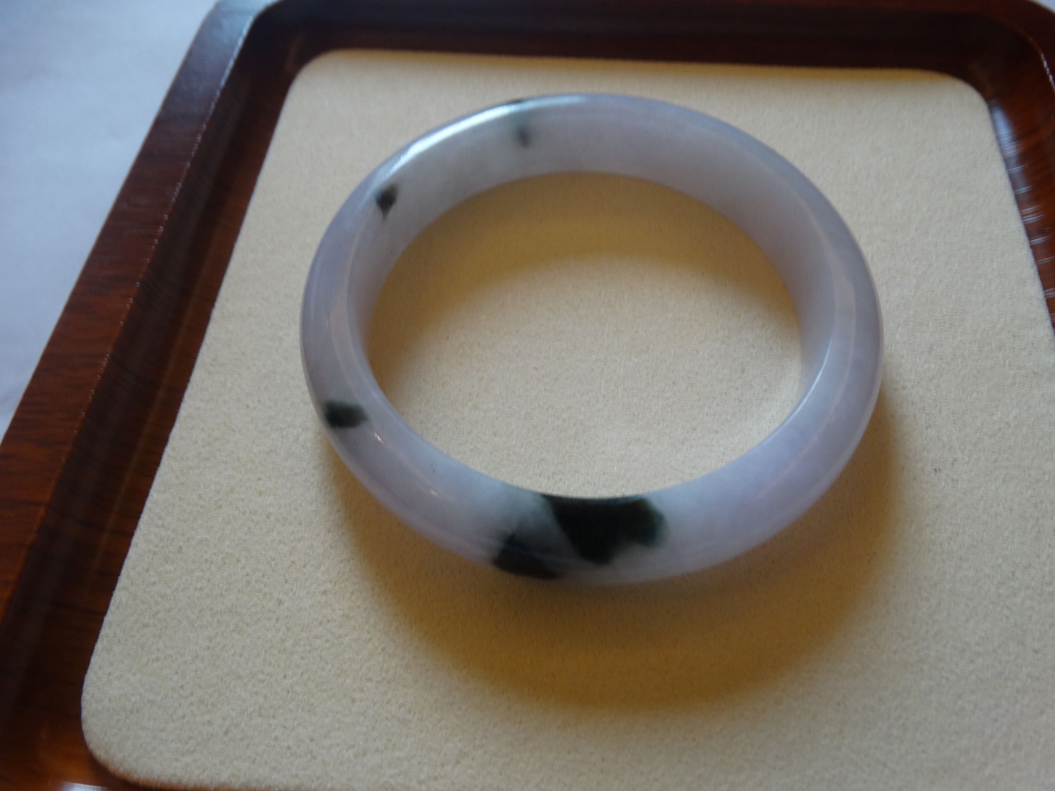 A Class Jade bracelet (White)